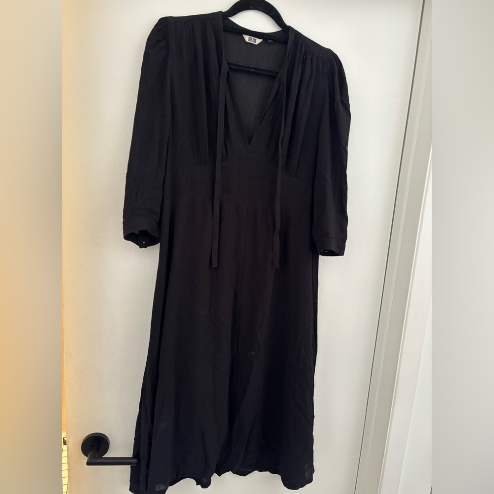 Uniqlo Black V-Neck Midi Dress with Tie Detail